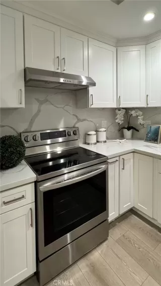 Photo #4: OC26082189 Listing 