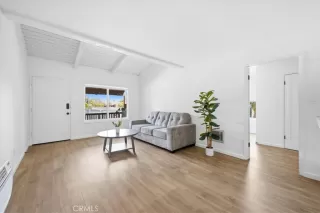 Photo #3: OC26082361 Listing 