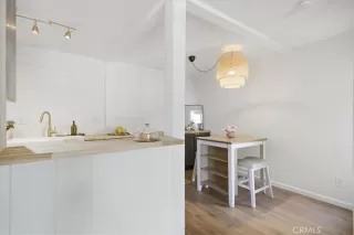 Photo #4: OC26082361 Listing 