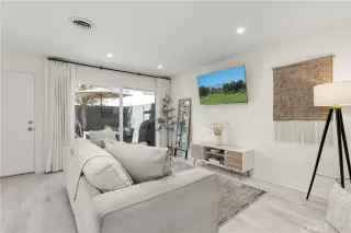 Photo #1: OC26083098 Listing 