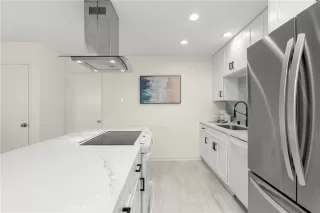 Photo #6: OC26083098 Listing 