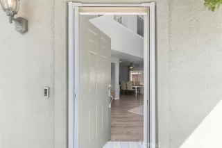 Photo #3: OC26083474 Listing 