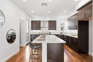 Photo #5: OC26083645 Listing 