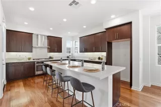 Photo #6: OC26083645 Listing 