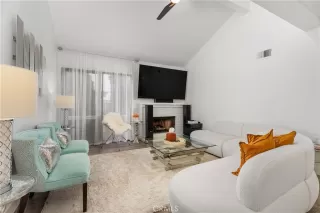 Photo #3: OC26083649 Listing