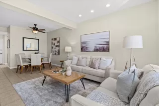 Browse active condo listings in LA VISTA