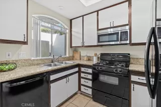 Photo #6: OC26083843 Listing 