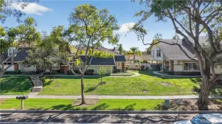 Photo #4: OC26084008 Listing 