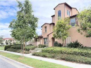 Photo #2: OC26084572 Listing 