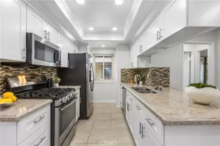 Photo #5: OC26084632 Listing 