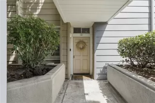 Photo #2: OC26084661 Listing 