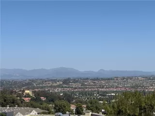 Photo #5: OC26084887 Listing 