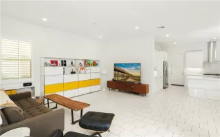 Photo #3: OC26085037 Listing 