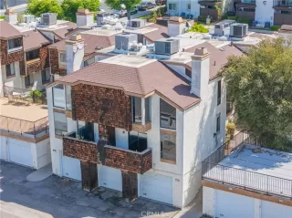 Photo #2: OC26085102 Listing 