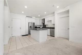 Photo #5: OC26085502 Listing 