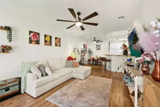 Photo #4: OC26085537 Listing 