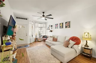 Photo #5: OC26085537 Listing 