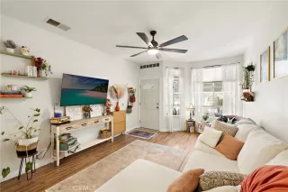 Photo #6: OC26085537 Listing 