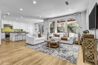 Photo #3: OC26085699 Listing 