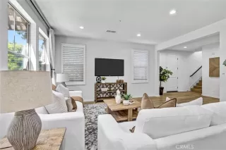 Photo #5: OC26085699 Listing 