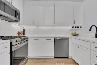 Photo #3: OC26085934 Listing 