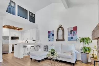 Photo #5: OC26085934 Listing 