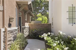 Photo #4: OC26086004 Listing 