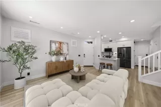 Photo #5: OC26086004 Listing 