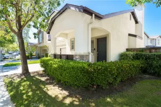 Photo #2: OC26086670 Listing 