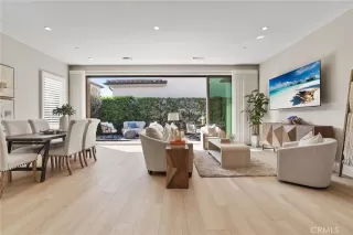 Photo #4: OC26086837 Listing 