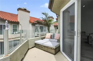 Photo #6: OC26087108 Listing 