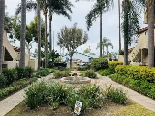 Photo #3: OC26087556 Listing 