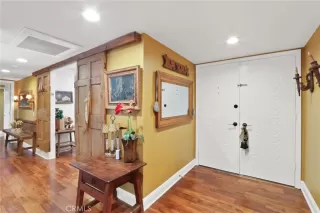 Photo #2: OC26087572 Listing 