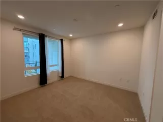 Photo #5: OC26087591 Listing 