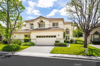 Browse active condo listings in LA TERRAZA I