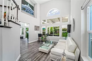 Photo #4: OC26087854 Listing 