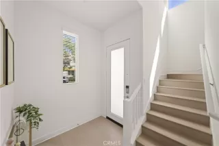 Photo #5: OC26087862 Listing 