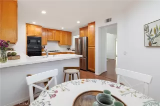 Photo #4: OC26087898 Listing 