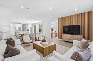 Photo #2: OC26088185 Listing 