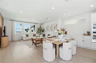 Photo #6: OC26088185 Listing 