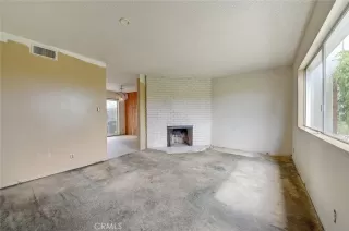 Photo #2: OC26088521 Listing 