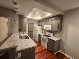 Photo #6: OC26088540 Listing 