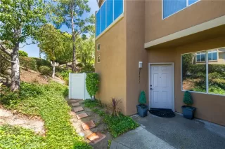 Photo #1: OC26088709 Listing 