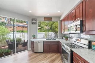 Photo #4: OC26088709 Listing 