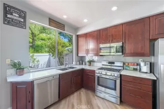 Photo #5: OC26088709 Listing 