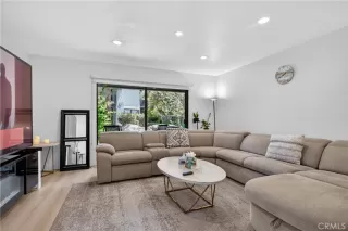 Photo #3: OC26088733 Listing 