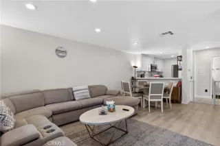 Photo #5: OC26088733 Listing 