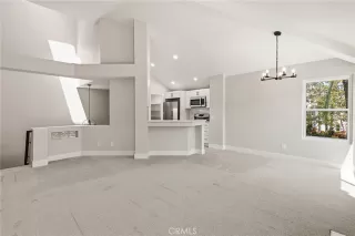 Photo #4: OC26088765 Listing 