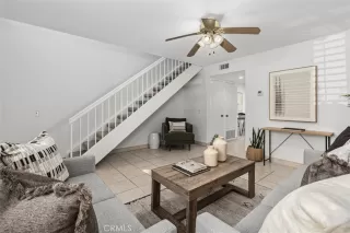 Photo #4: OC26088768 Listing 