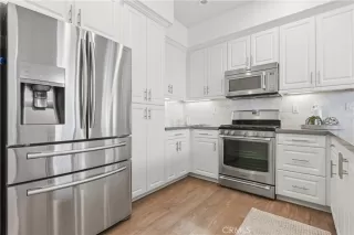 Photo #3: OC26088779 Listing 